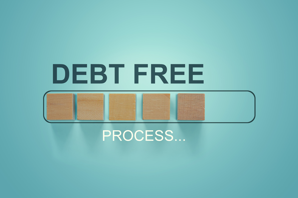4 Tips _ Tricks To Become Debt-Free This Year